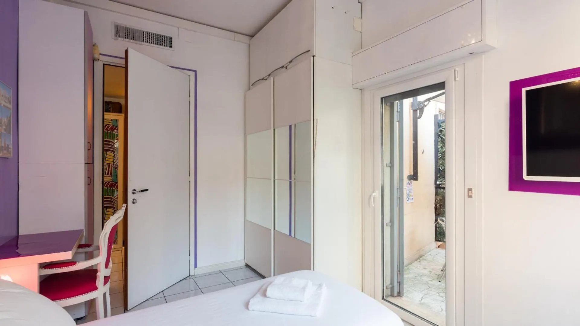 Duomo Milan Luxury House Terrace Parking Garden 8 Bed Italy